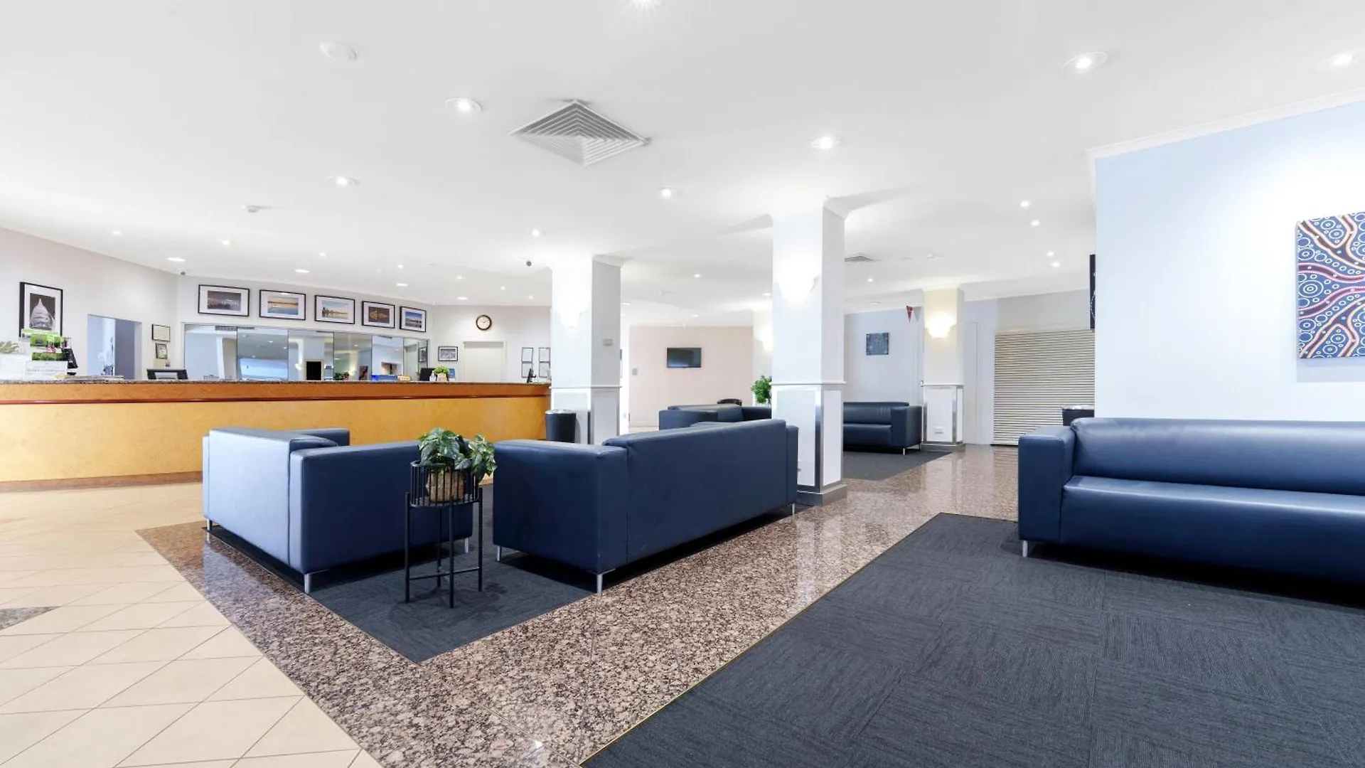 Comfort Inn & Suites Goodearth Perth Hotel