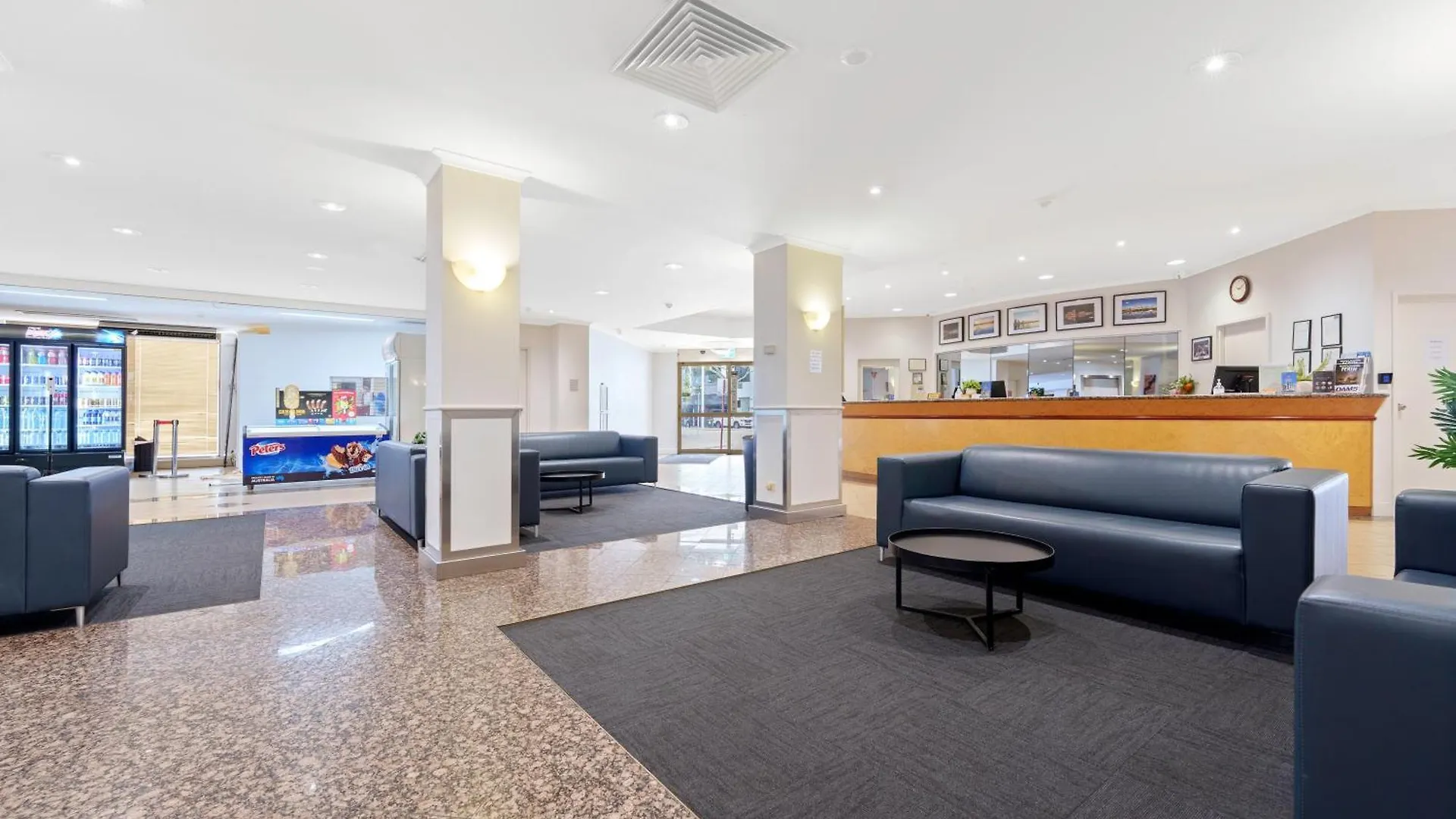 Comfort Inn & Suites Goodearth Perth 3*,  Australia